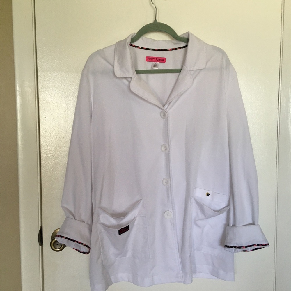 Betsey Johnson White Button-Up Lab Coat with Pink Logo Tag XL Healthcare Nurse